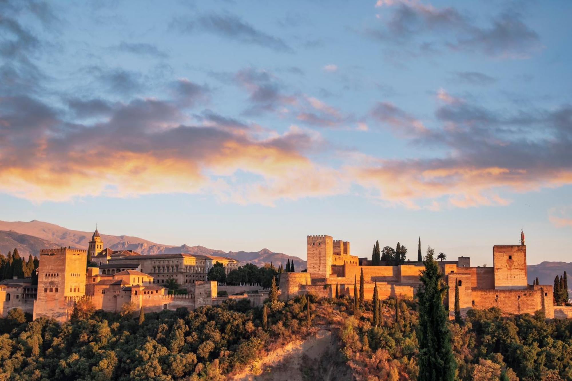 Dali'S Sanctuary In Granada - Private Parking Free Apartman Kültér fotó